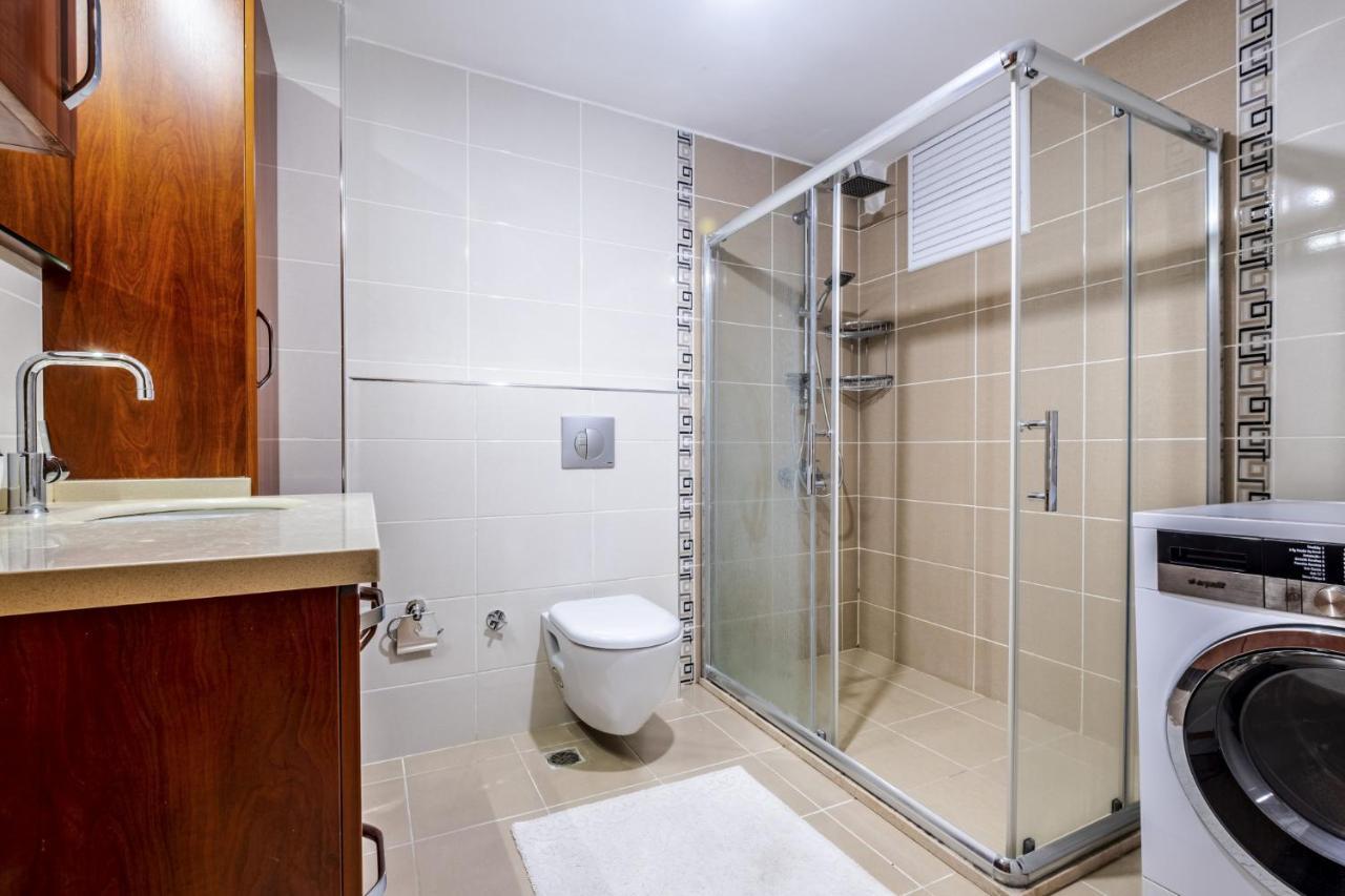 Flat With Sea View Near Uskudar Ferry Station Apartamento Estambul Exterior foto