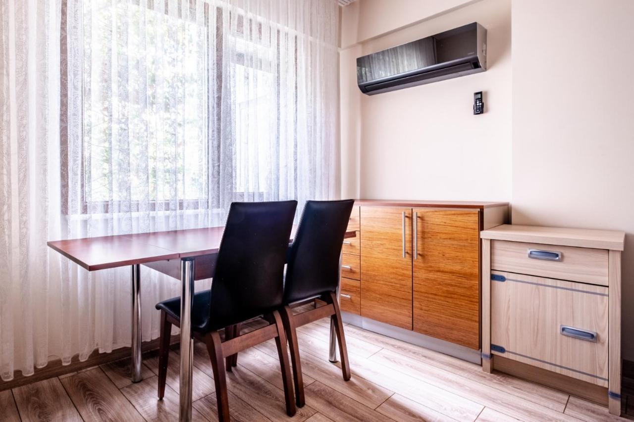 Flat With Sea View Near Uskudar Ferry Station Apartamento Estambul Exterior foto